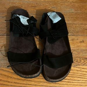 NWT forever 21 black strap sandals size 7